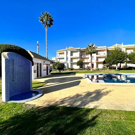 Quarteira Elegant With Pool By Homing Apartment Exterior photo