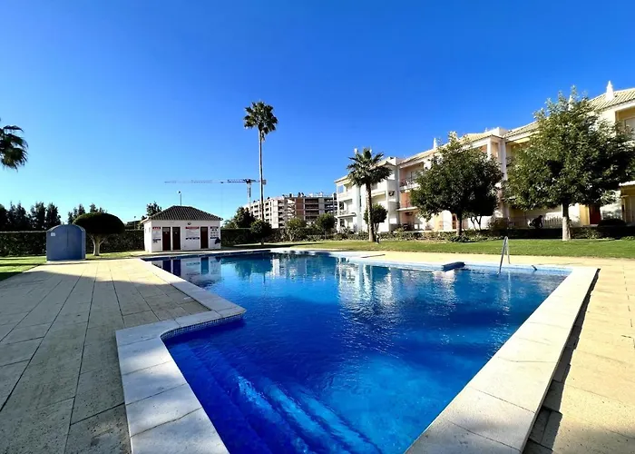 Quarteira Elegant With Pool By Homing