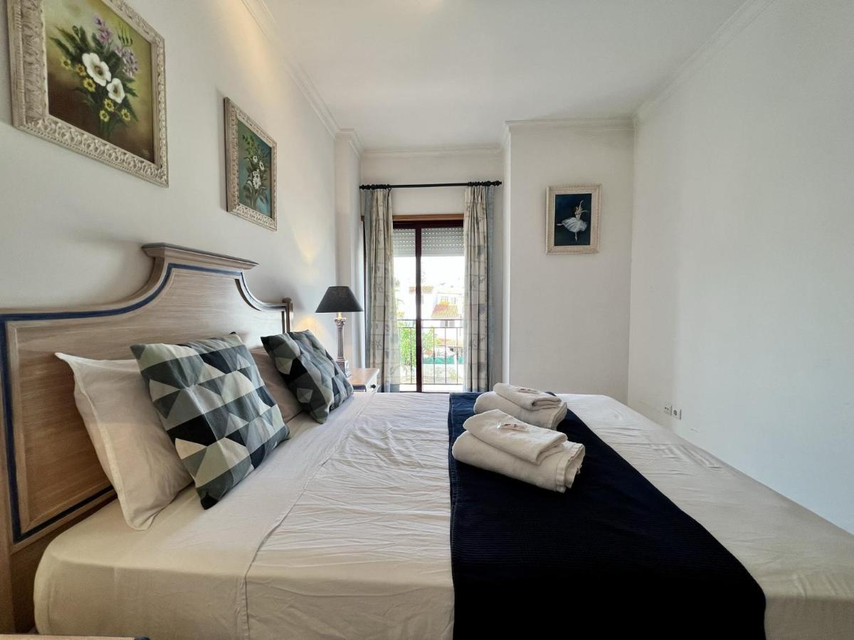 Apartment Elegant With Pool By Homing