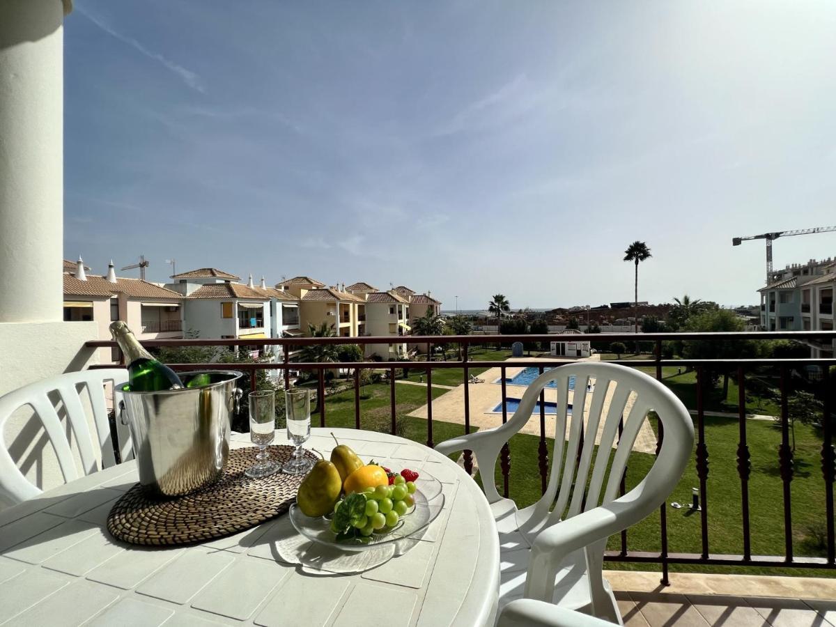 Elegant With Pool By Homing Apartment Quarteira