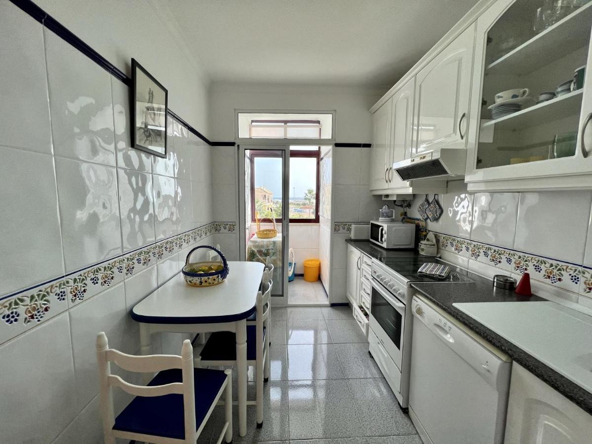 Apartment Elegant With Pool By Homing Quarteira