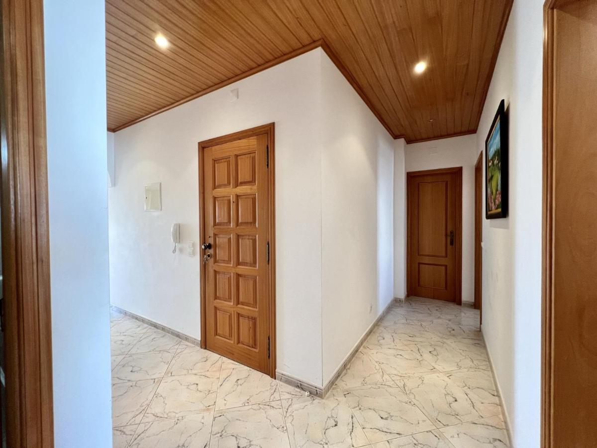 Elegant With Pool By Homing Apartment Quarteira
