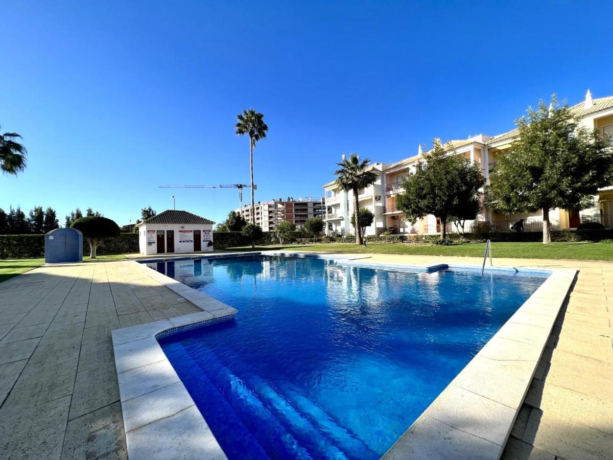 Elegant With Pool By Homing *