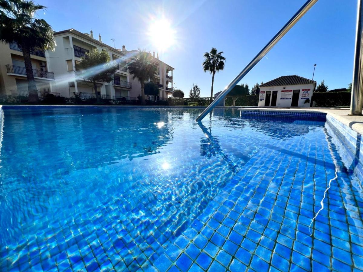Elegant With Pool By Homing